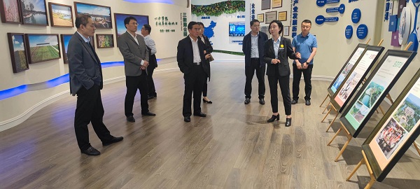 王思军一行考察重庆市康养产业